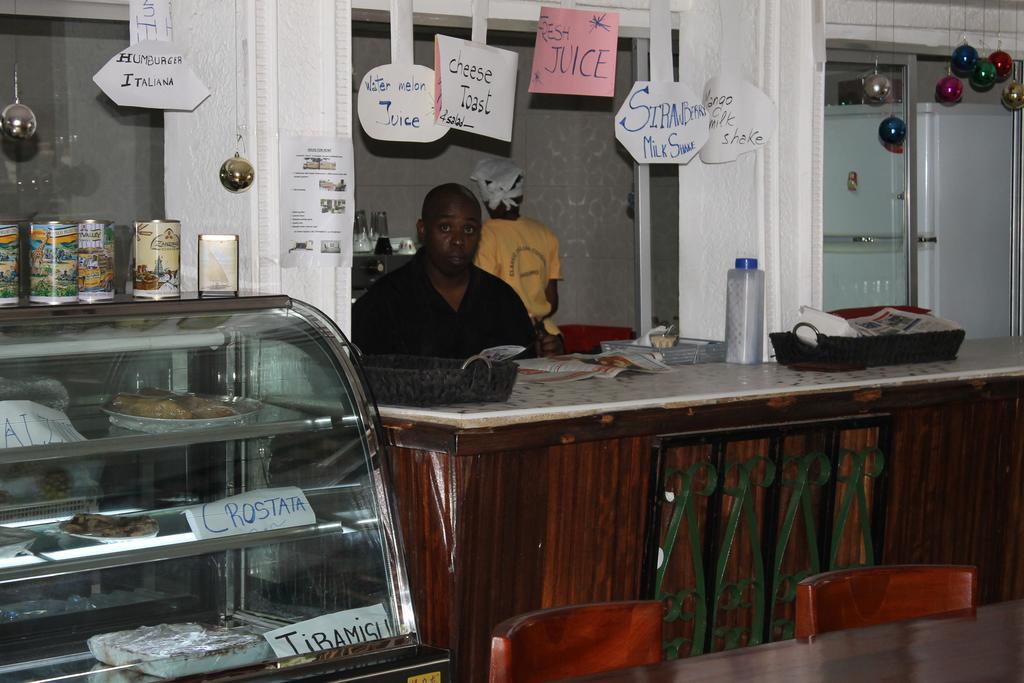 New Dodoma Hotel Luaran gambar
