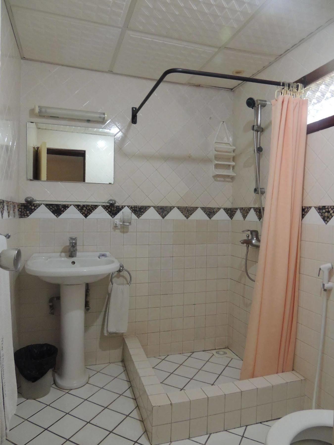 New Dodoma Hotel Luaran gambar